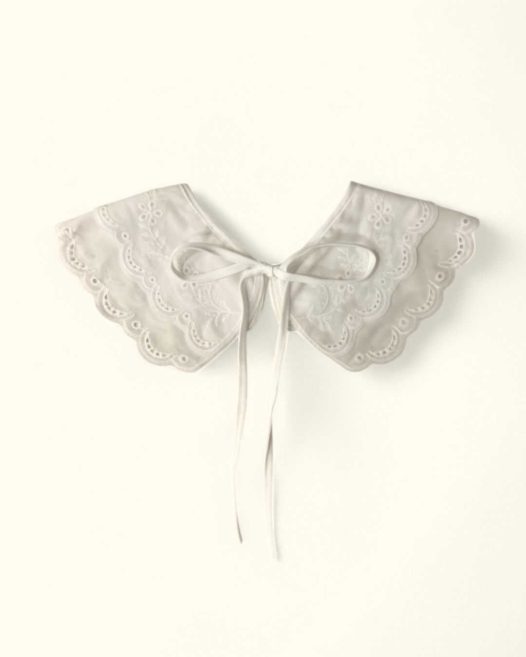 CUELLO DE CAMISA BLANCO