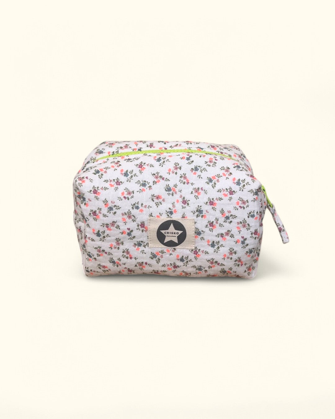 NECESER PEQUEÑO FLORES ROSA