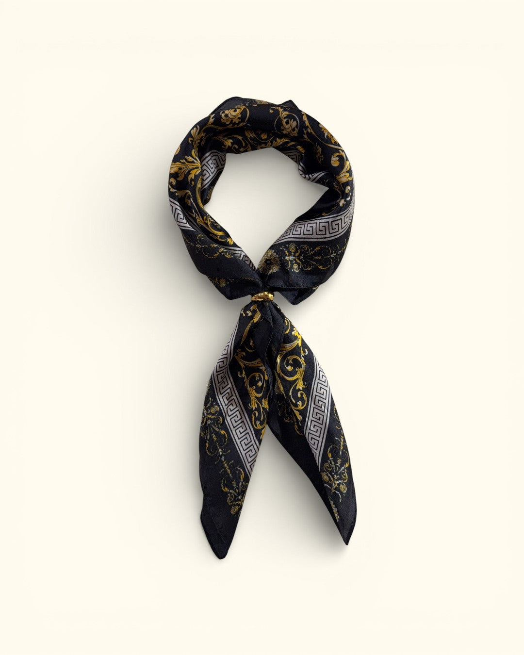 PAÑUELO NEGRO Y DORADO