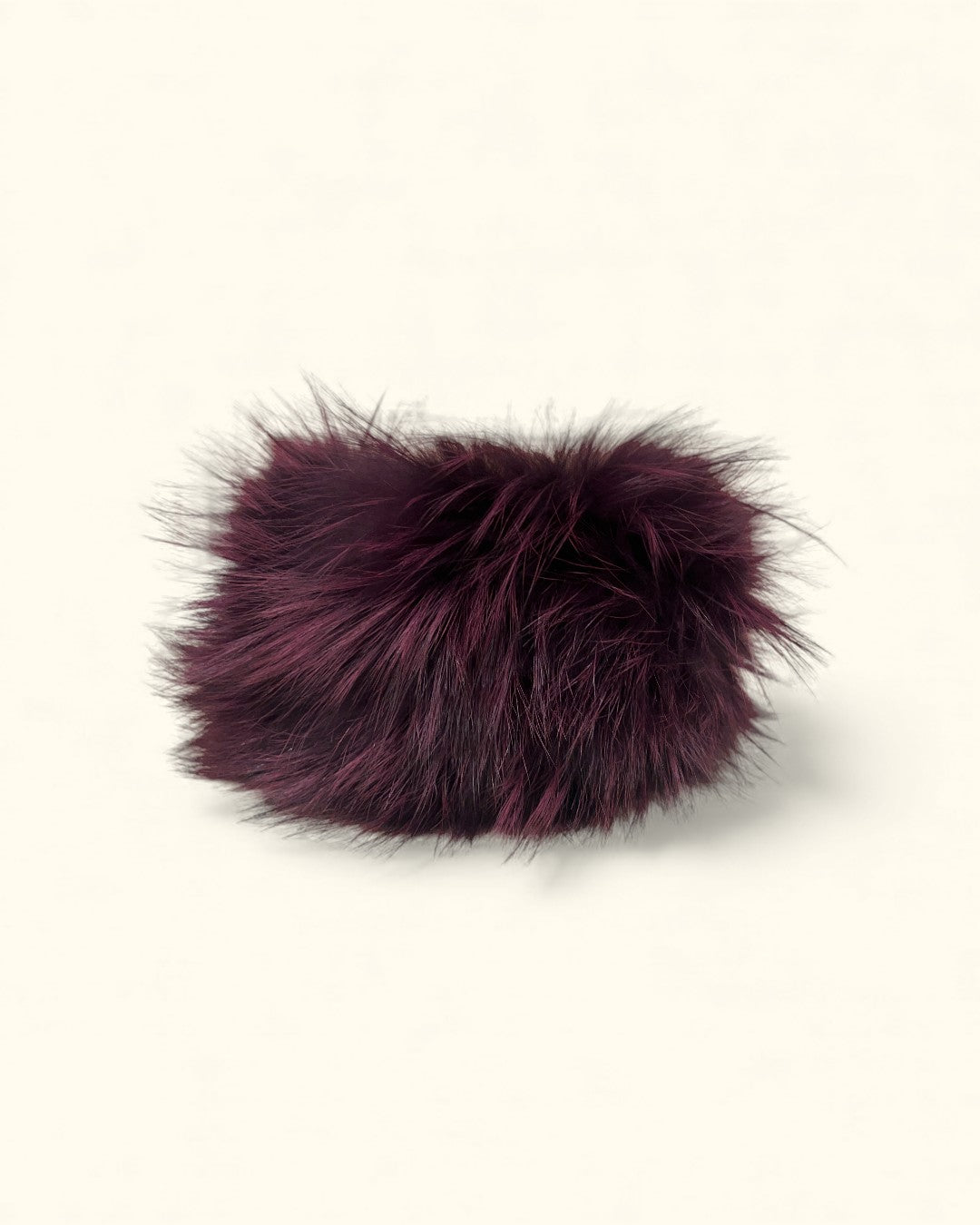 CUELLO ELÁSTICO DE PELO NATURAL BERENJENA