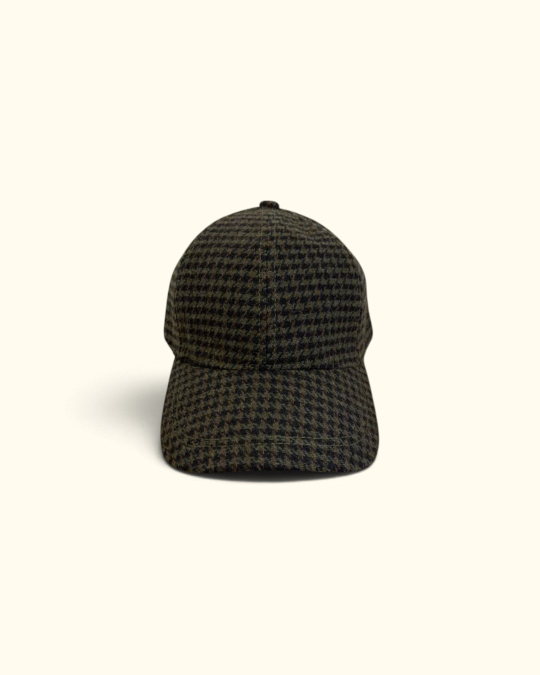 GORRA CUADROS NERGO Y VERDE
