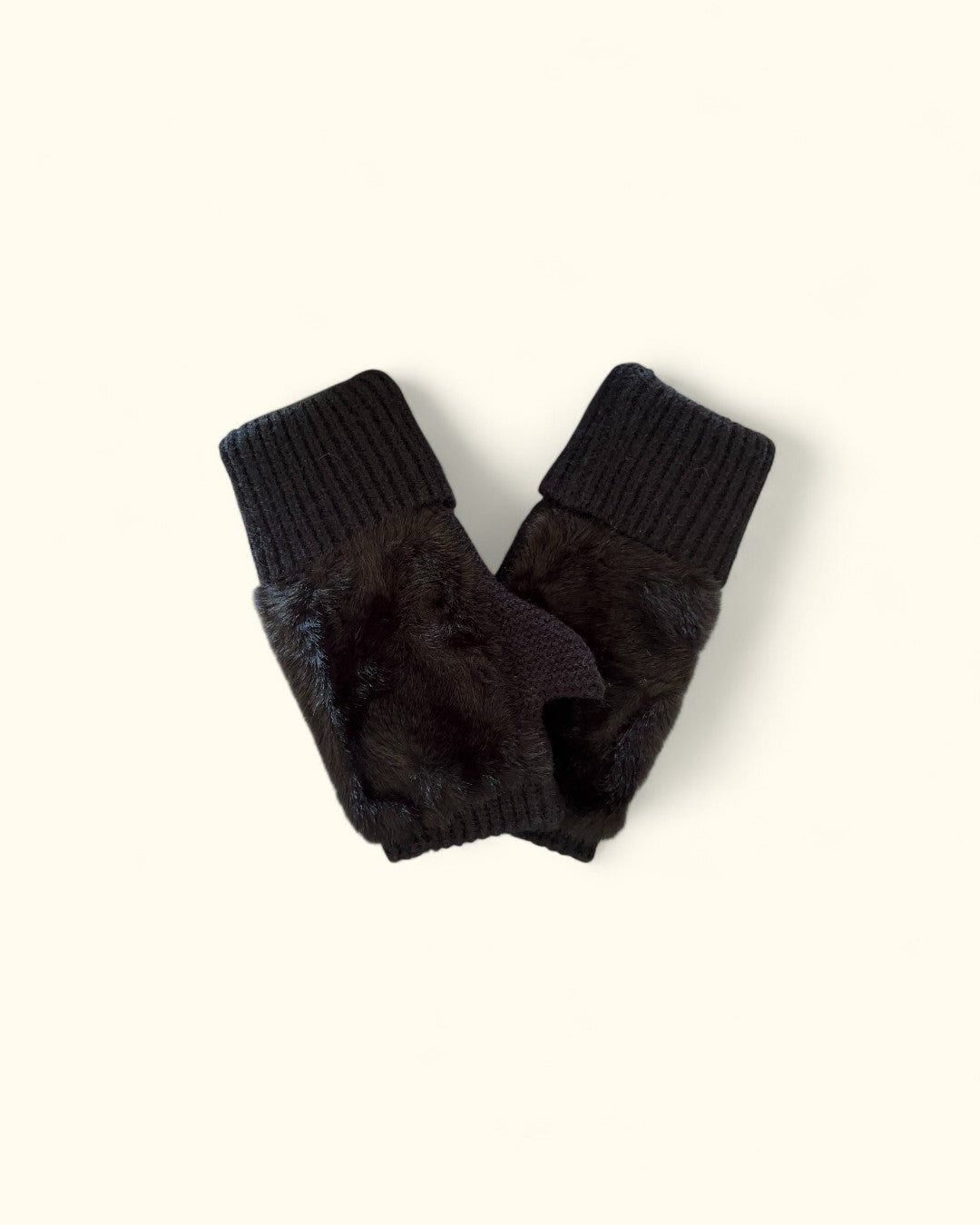 MANGUITOS DE PELO NEGRO